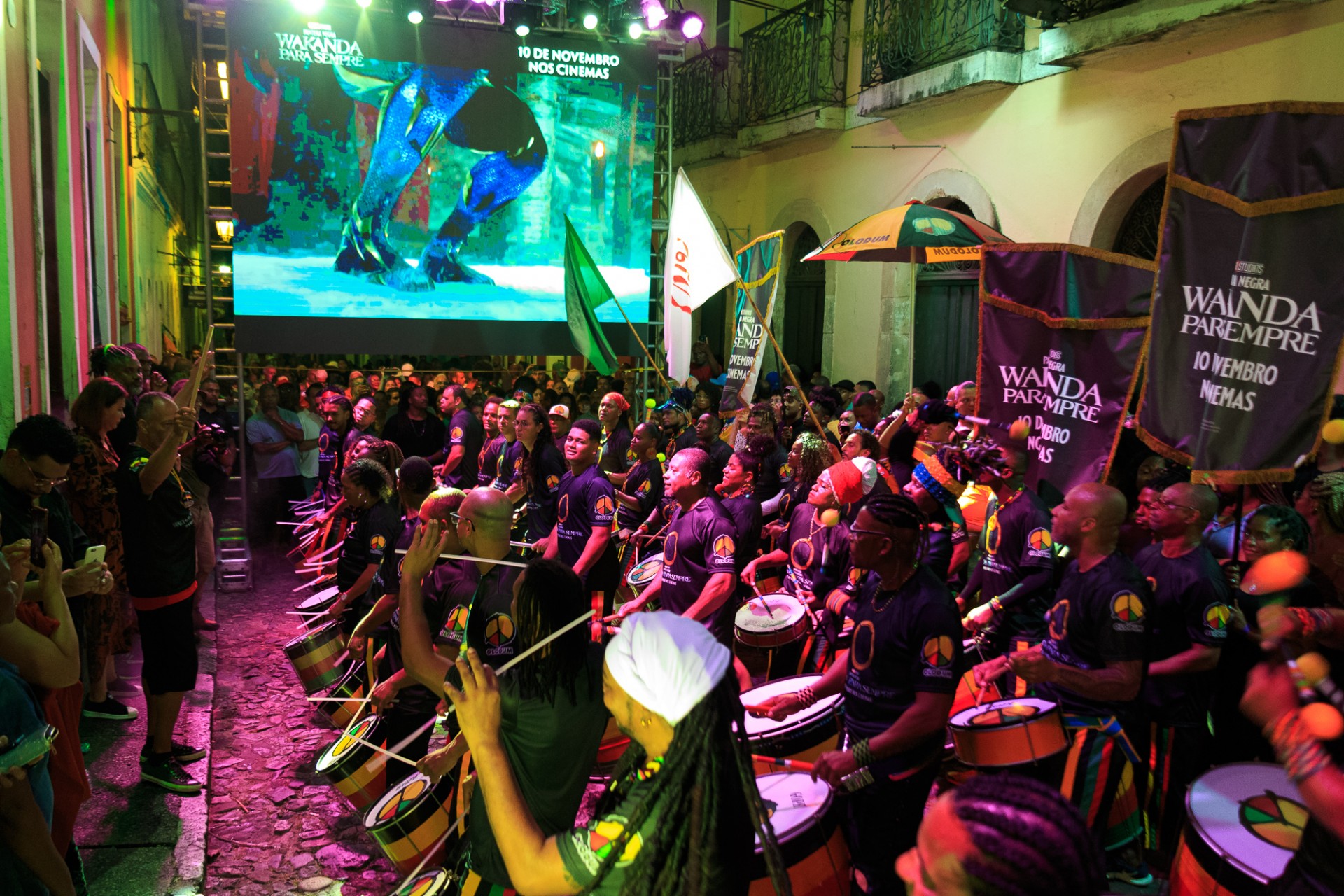 Bloco Olodum e Margareth Menezes celebram estreia do Filme Pantera Negra: Wakanda Para Sempre